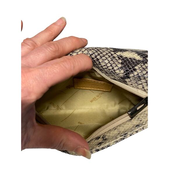 Snake Print Crossbody Bag with Chain Strap - Picture 7 of 8